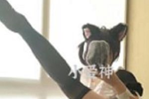 妖怪桃桃子的定制化,让每一个普通女孩都变身为大明星。