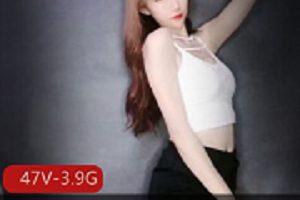 快手戴小妮土豪万元的定制,让快手老铁们羡慕不已。