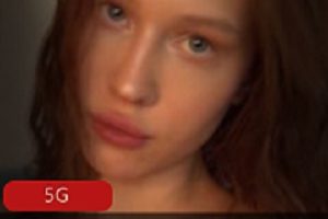 一个穿环环的女生,她的人生却像在开wai gua。