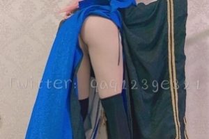 某推新人王火辣制服诱惑，浮力姬白馒头穴22V-370M