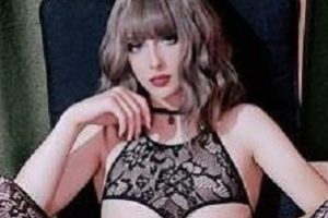 网红PoppyBoy的性感美丽：欧美人、黑丝、化妆、视频、12V、351M