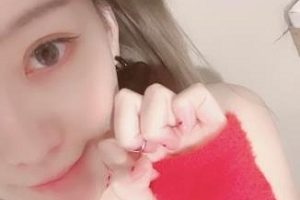 “可遇不可求，百里挑一”：超级白皙、粉嫩的柰头资源，4V90M的七彩女神，不可思议的軍閥太太！