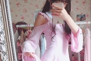 宅男们的女神Venus，红人小女神露脸展示绅士风范，啪喵少女舞蹈加白月光，美貌令人着迷！