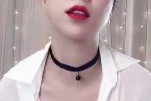 林雨馨38V社保姬系列视频：勤劳勇敢踏实，无拘无束，想象力丰富，改变未来！