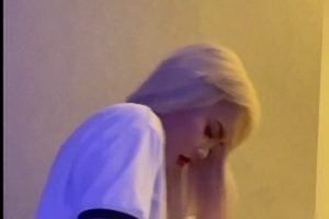 T失眠anow合集：父亲恳求小妹原谅爸爸