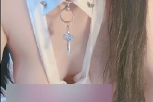 性感骚胸前软肉无毛馒头运动道具1V551MB百度盘