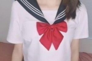 Ameskiss女神浮力姬宅男粉嫩初恋，虎牙人气年轻学生出道！11V-742M有尺度姿势体位羞涩，P站国人名气不凡！