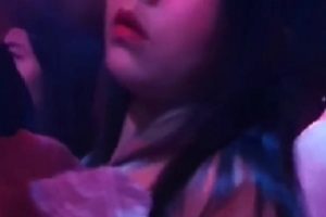 砂舞舞厅的夜生活活动，mo和nai的扣逼表演，可在百度盘上获取。