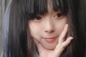 软软学妹与学长的三人游激战百度云，1.2G