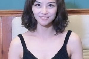 精东影业：兄弟漂亮老婆