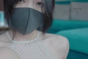 网红美少女玩偶姐姐短番-可爱的网红风格美少女玩偶姐姐短款服装