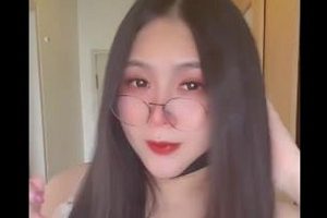 bang：快乐生活专属巨胖臀，光头仔TS男的