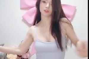 专业热舞女王-无虞：自拍作品5分钟1.3G，舞蹈小姐姐颜值保姬，下载观赏