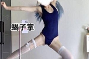 乌鸦网红的变装舞秀视频，抖音BGM下载