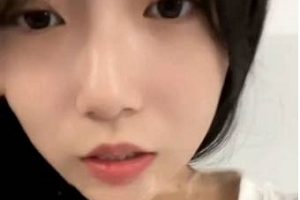 大一新生沈娇娇沉沦：拍摄20V951M视频凑学费，百度云分享