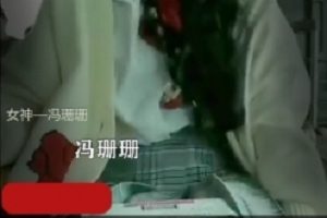 某推女神（冯珊珊）户外直播视频合集：探索自然，感受清新