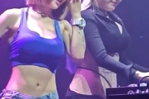 DJ热舞翘臀黑丝熟女最新合集1347V15.08G，广场舞素人露脸