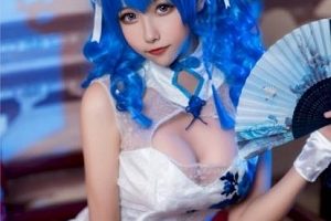 福利姬合集+海滩+清纯比基尼女神momoko葵葵最新作品22V6.3G，沙滩福利大放送