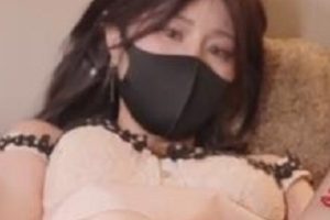 快手甜美娜娜心之钢体验合集4V1.1G，后花园自拍