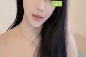 小美人4部抖馒头舞合集stripchat1.63G太诱惑