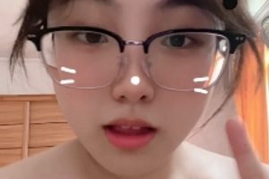 推女郎肉感妹表演合集340v35.2g火辣