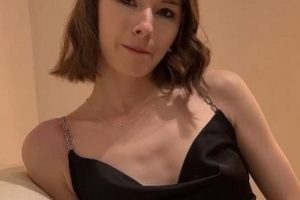 CutieKim’s最新作品更新！超人气P站博主带来的H,J剧情作品19V5G