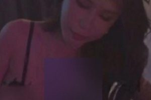 孟晓艺三人行滴蜡视频148.4MB超诱惑