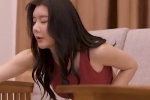 模特侄女私密1v合集1.88G居家实录绝密展示