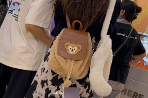 诱人50GKFC逛街视频两部靓女合集