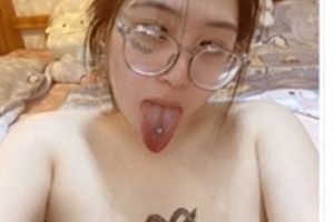 小狗晶崽KiMRegina推特福利资源2.2G太顶了