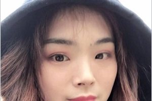 上班撩拨风韵小姨乱来自拍合集52P+1V1G蜜桃熟透了