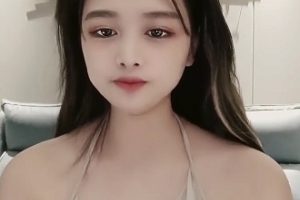 绝美网红小甜甜自拍私房视频2部1G身材火辣太吸睛