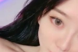 网红黑发女神粉嫩私拍1V1G火辣身段绝了